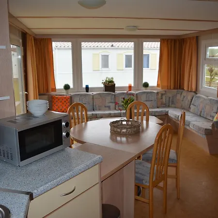 Holiday Chalet 3 Hippolytushoef